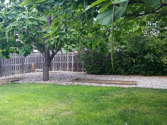 3rd image of 4737 Sunvalley Dr