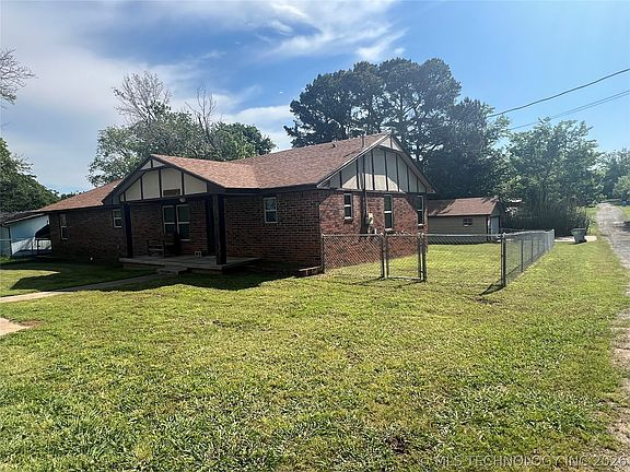 2nd image of 109435 S 4154th Rd