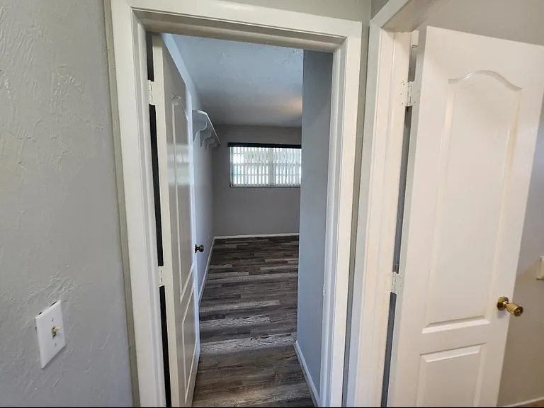 27048 Omni Ln — Photo 30