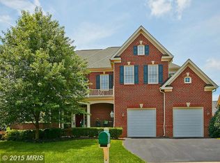 15513 Tuxedo Ln, Gainesville, VA 20155