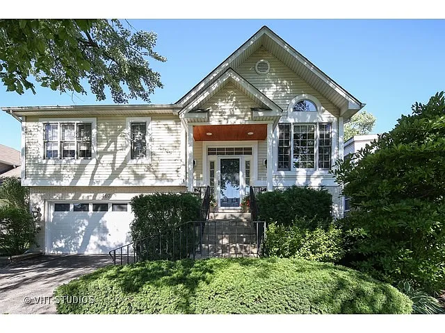 407 S Linden Ave photo 1