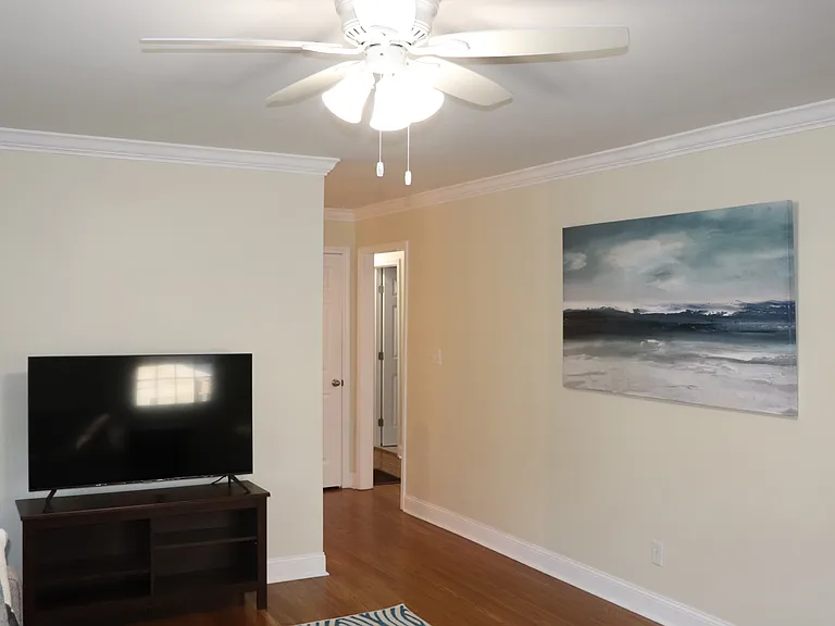 507 Town And Country Dr NW — Photo 8
