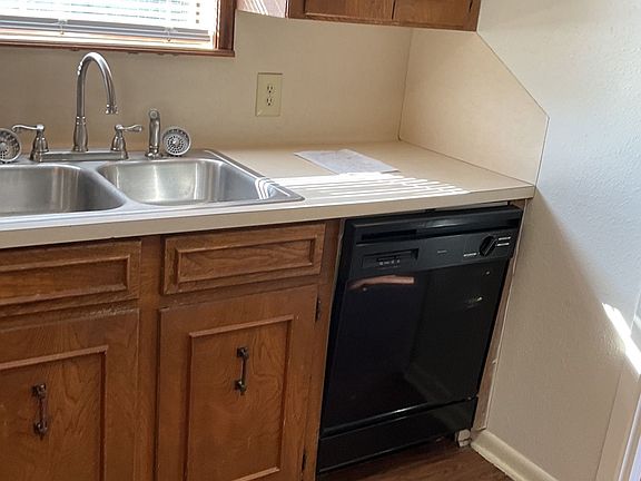 4th image of 4113 Bill Owens Pkwy #A