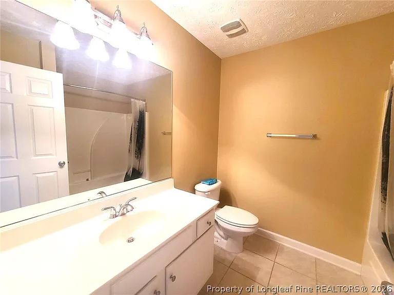 1761 Renwick Dr #204 — Photo 25