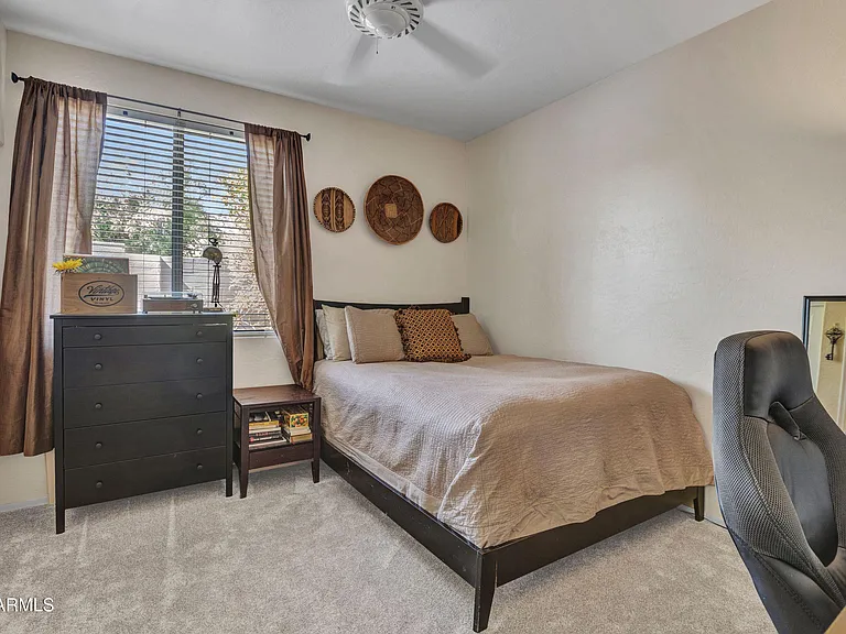10655 E Acacia Dr — Photo 9
