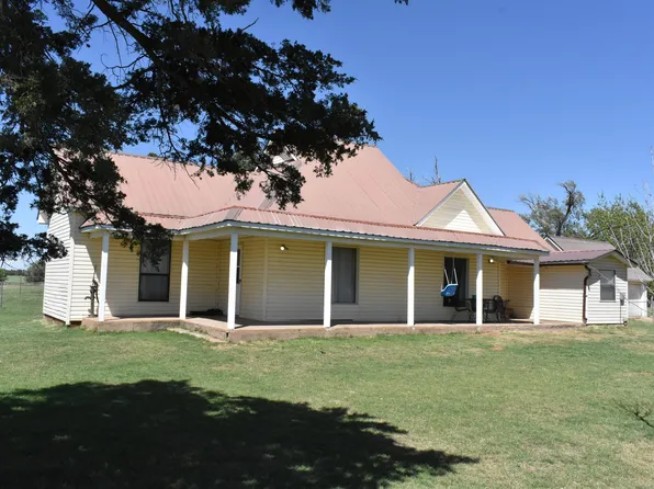 52166 S County Road 271, Ames, OK 73718