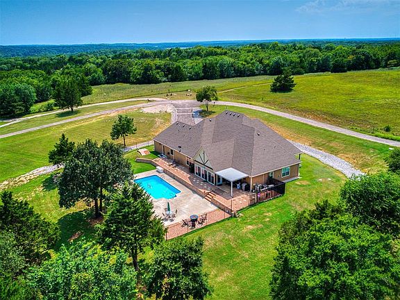 4th image of 1621 Ponderosa Dr