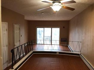 4 Walnut Dr APT C, Uncasville, CT 06382