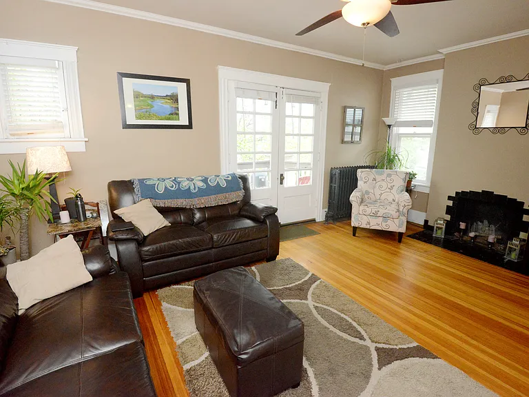 1400 N Detroit St #1 — Photo 3