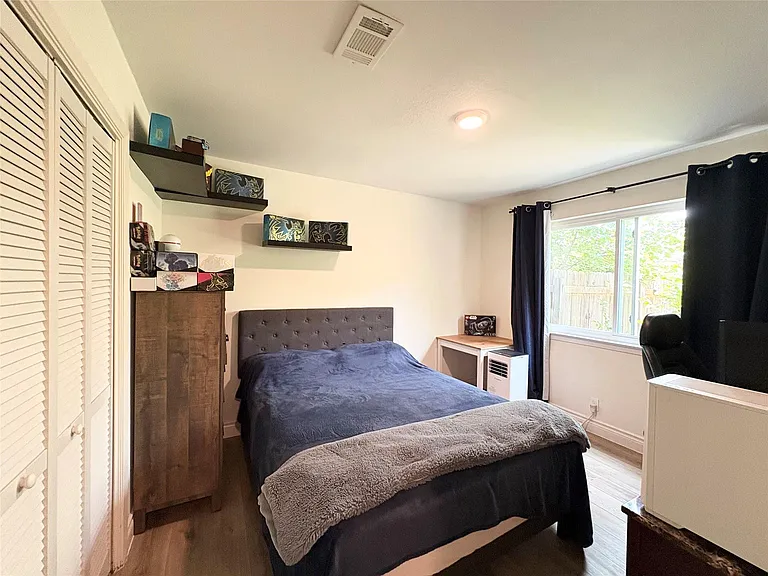 1404 Cedar Park Dr — Photo 22