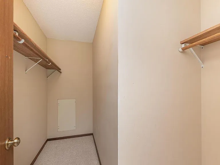 10451 Greenbrier Rd #219 — Photo 13