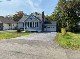 6602 Revere Dr, Derby, NY 14047