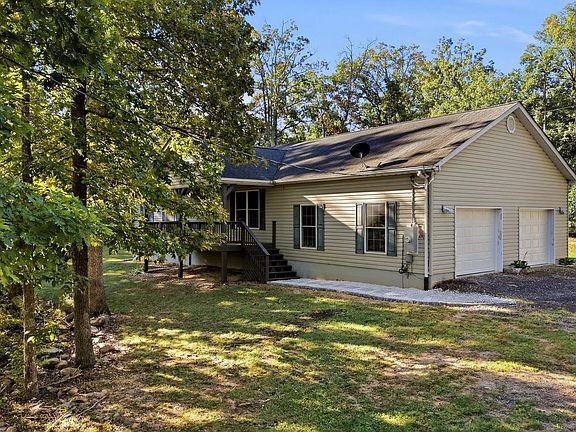 2nd image of 307 Mountain Falls Blvd