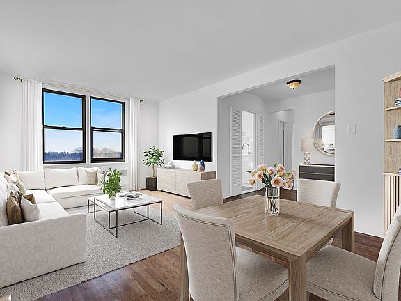 3rd image of 414 Elmwood Ave APT 5A