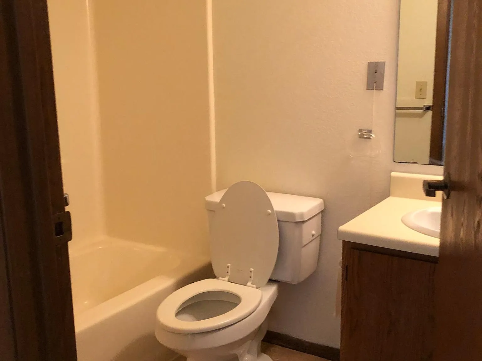1 bed, 650 sqft, $734 — Photo 4
