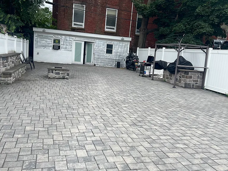 113 Belmont Ave #2/3 — Photo 24