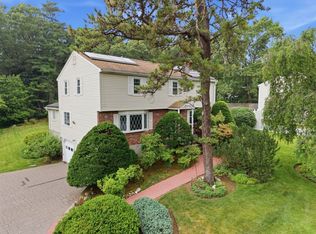12 Swanson Rd, Framingham, MA 01701
