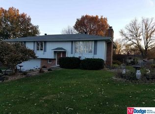 5273 Tucker St, Omaha, NE 68152