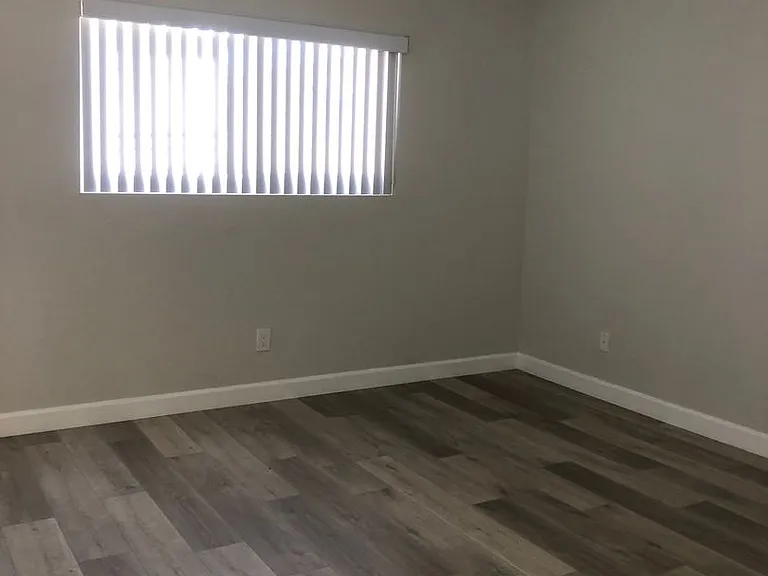 7871 Holt Dr — Photo 12