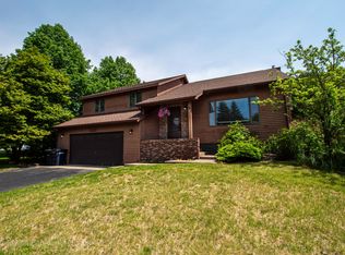 32 Barcomb Ave, Morrisonville, NY 12962