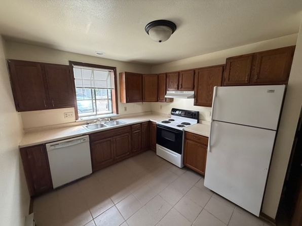 231-241 N Burritt Ave #241/2