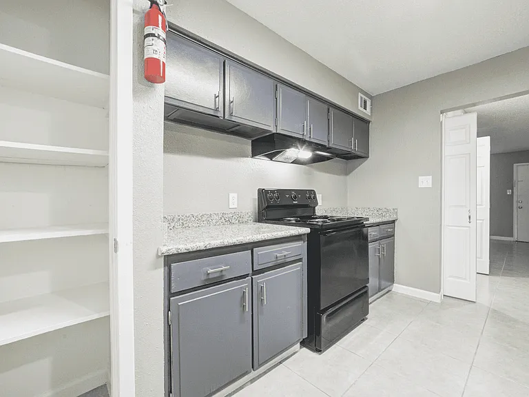 Ashford St Cloud Kitchen2