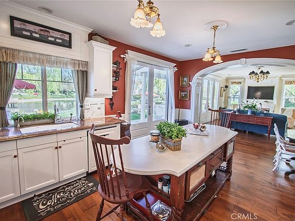 3rd image of 27016 Island Rd