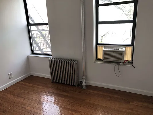 Rented by GreenVill Real Estate LLC | media 14