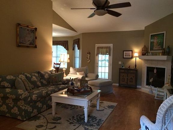 5th image of 3217 McMillan Creek Dr