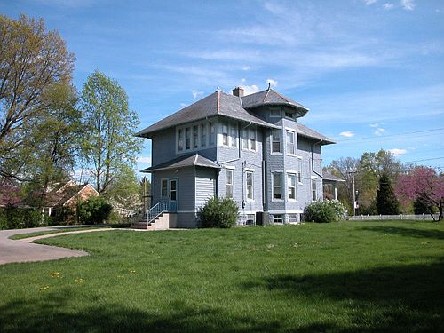 5th image of 800-808 Main St