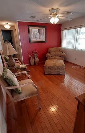 4th image of 875 Baveno Dr