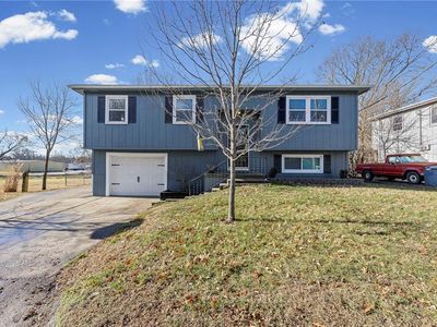 808 S Pearl St, Paola, KS, 66071