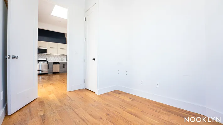 Rented by Nooklyn NYC LLC | media 11