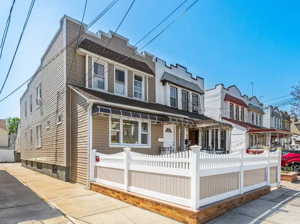 90-54 185th Street, Hollis, NY 11423