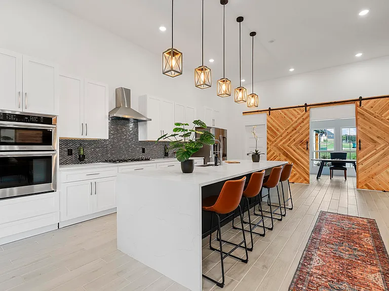 4013 Legend Trl — Photo 28