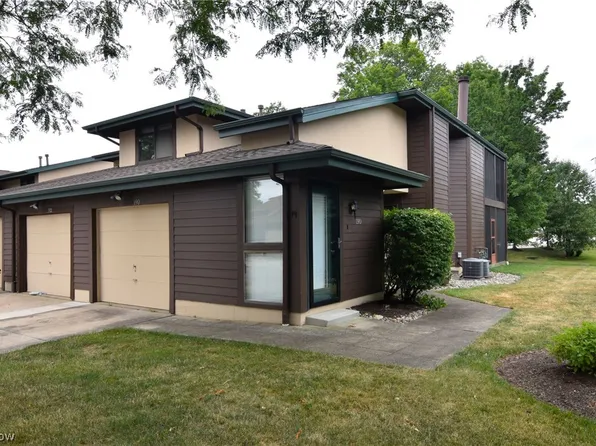 190 Teal Trce, Mayfield Heights, OH 44124