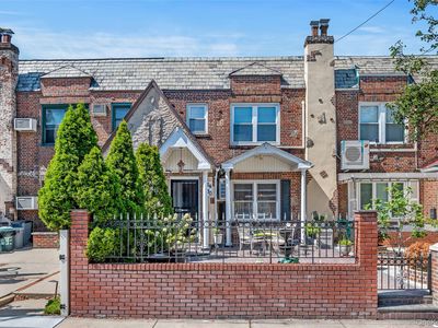 64-30 83rd Place, Middle Village, NY, 11379