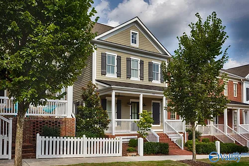 42 Pine St NW Photo 1