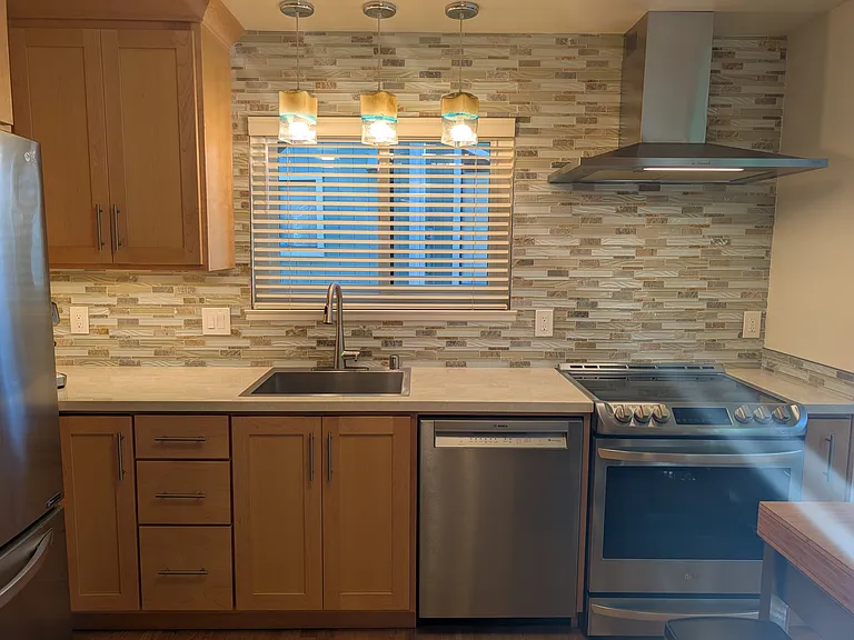 221 N Rengstorff Ave #1 — Photo 7