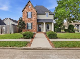1831 Silkwood Cir, Port Neches, TX 77651