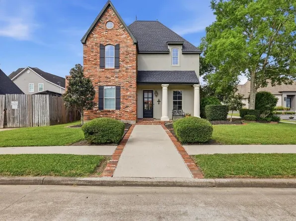 1831 Silkwood Cir, Port Neches, TX 77651