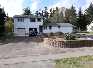 26189 Barrett Rd NE, Kingston, WA 98346