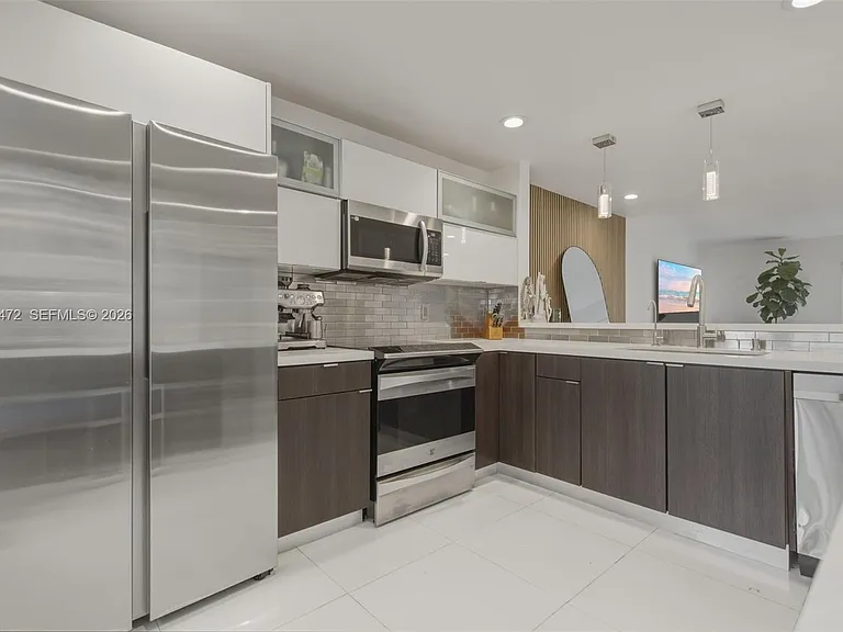 10805 NW 3rd Ct — Photo 9
