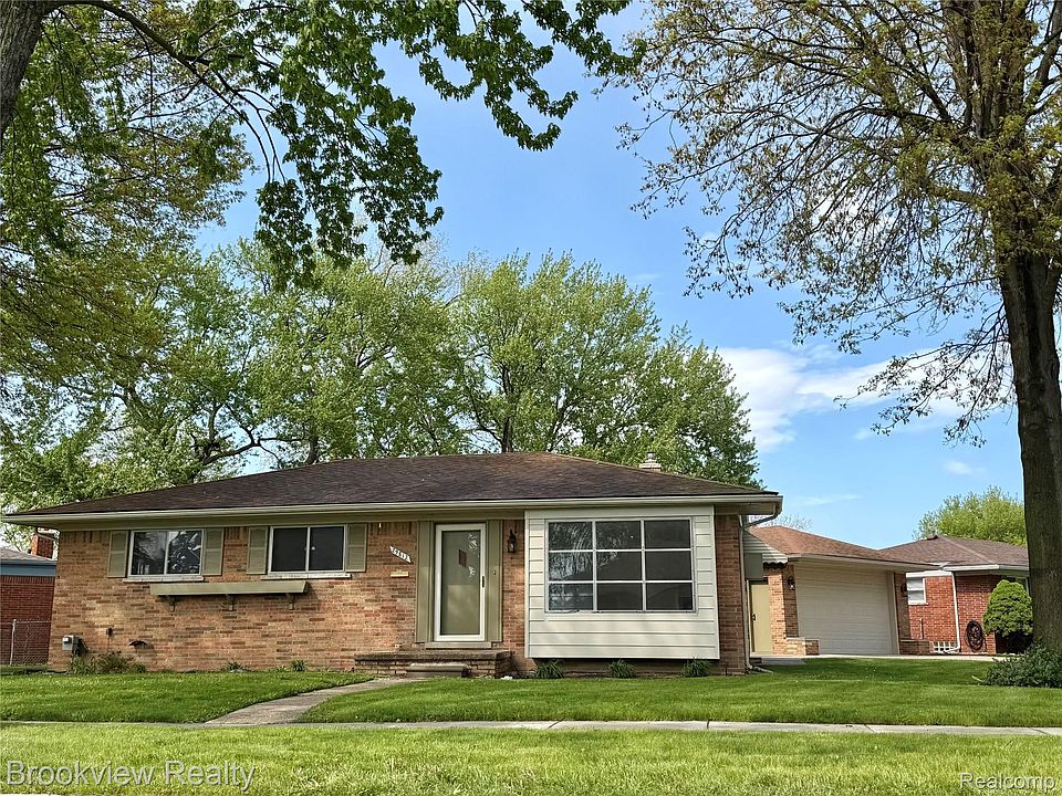 1st image of 29812 Newport Dr