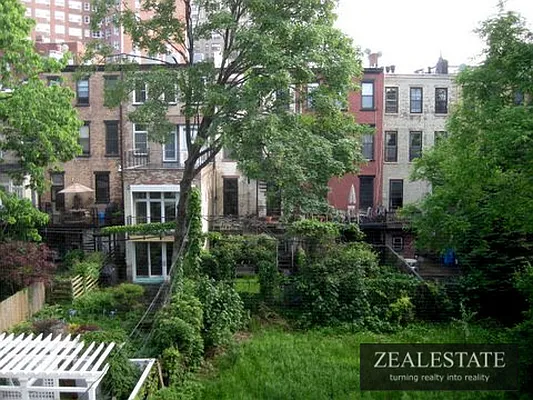 Rented by ZealEstate Group Inc | media 74