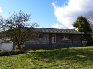 156 Pleasant Dr, Beckley, WV 25801