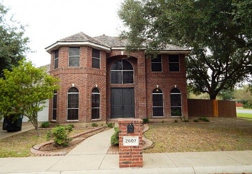 5th image of 2607 Ponderosa Dr