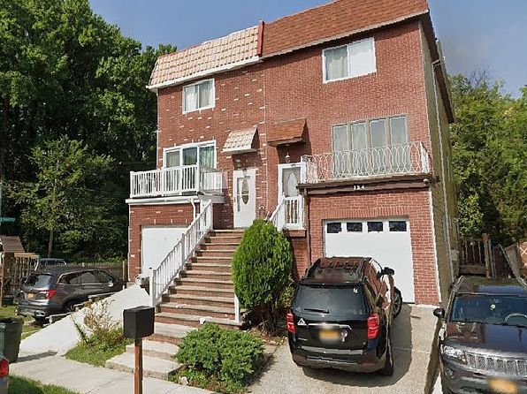 126 Mulberry Ave