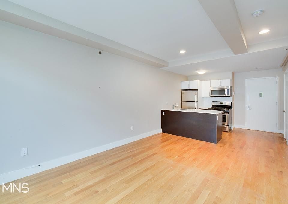 1st image of 96 Steuben St APT 8A