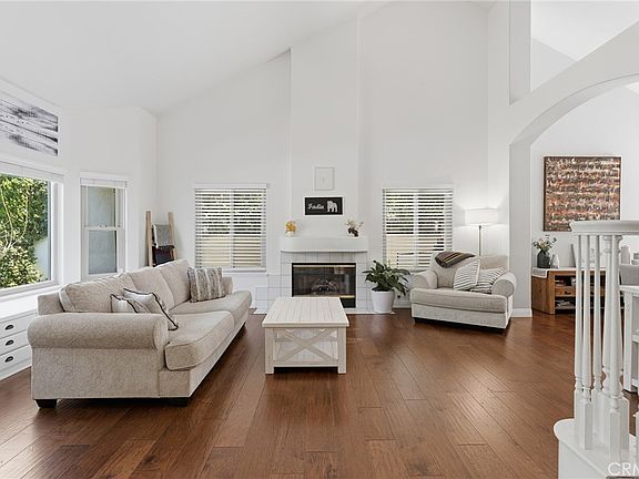 2nd image of 756 Cedar Point Pl